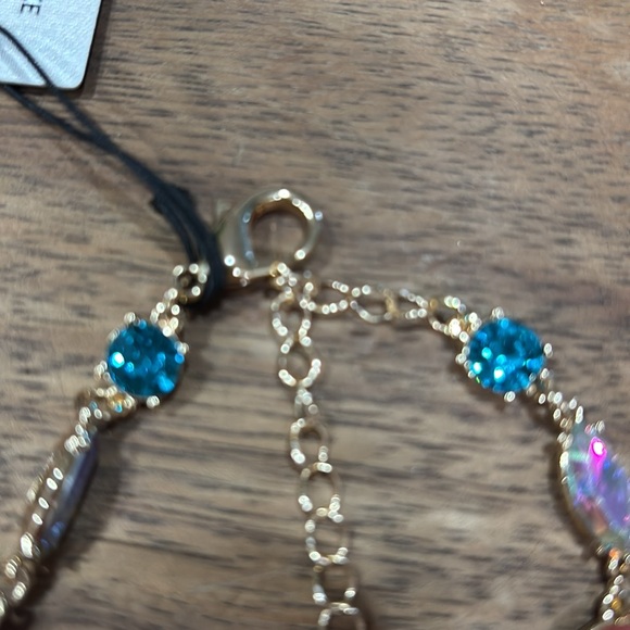 NWT- GORGEOUS STATEMENT Gemstone Necklace - Picture 6 of 8